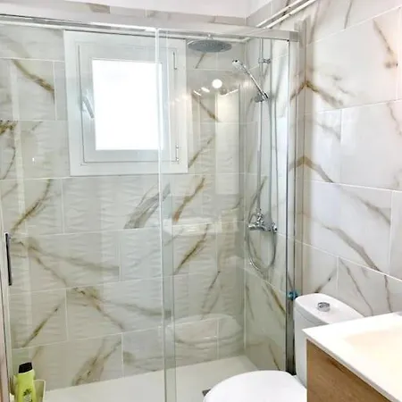 Precioso Apartamento En פלאמוס